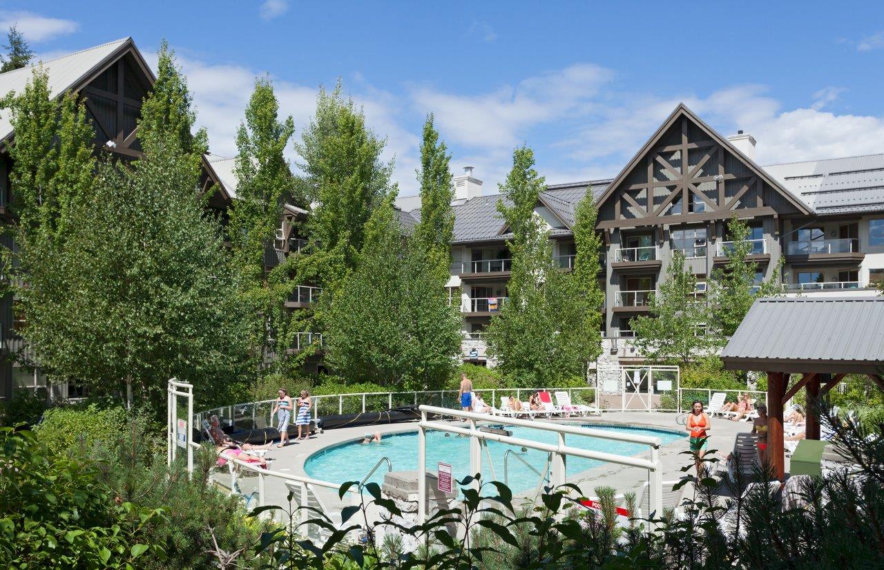 Aspens Exterior Pool summer